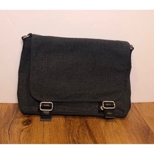 Knitted Gray Messenger Bag